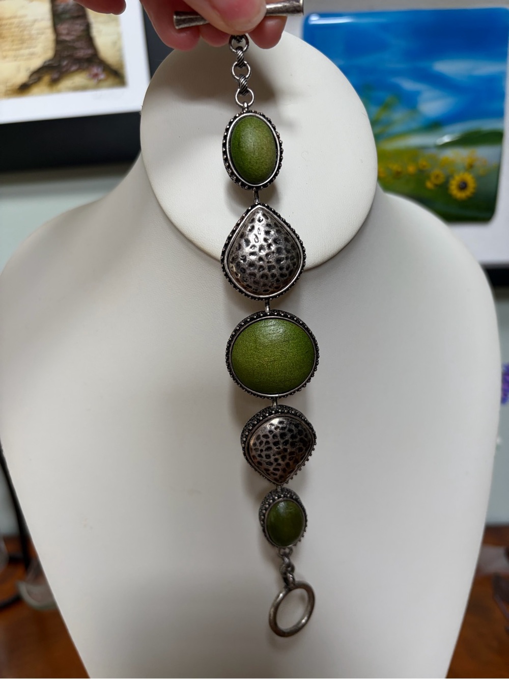 Lucky Brand Green and Textured Silver Toggle Bracelet